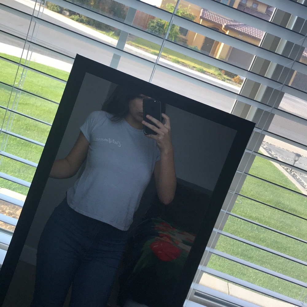 OFFER✨Brandy Melville tee. Make a bundle ✨💕